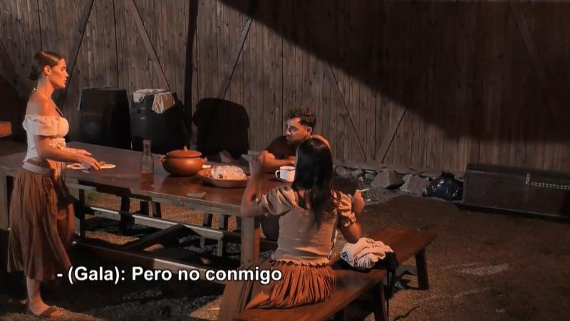 Gala Caldirola enojada con Austin Palao en Ganar o Servir