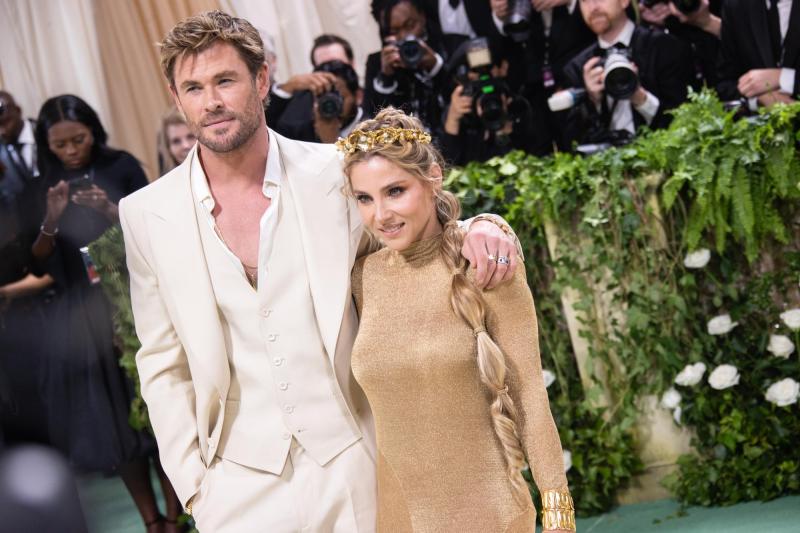 El look de Chris Hemsworth en la Met Gala 2024. (Getty)