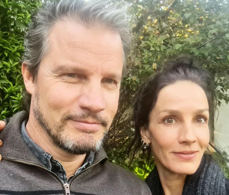 Cristián y su hermana Ángela Contreras - Instagram