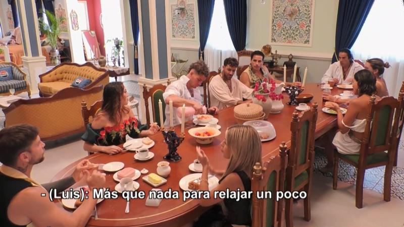 Luis y Camila se enfrentan en el desayuno de Ganar o Servir