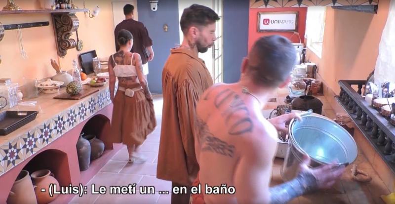 Luis Mateucci le cuenta a Gonzalo que usó el baño de los Señores de Ganar o Servir