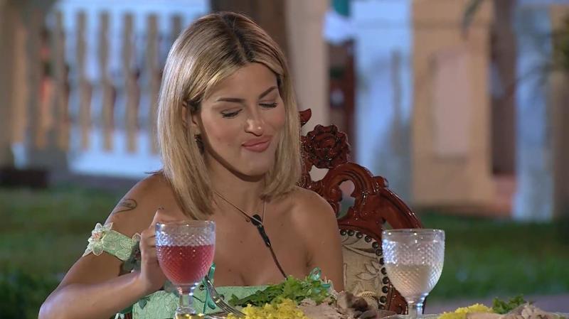 Oriana en cita con Christian Mujica en Ganar o Servir