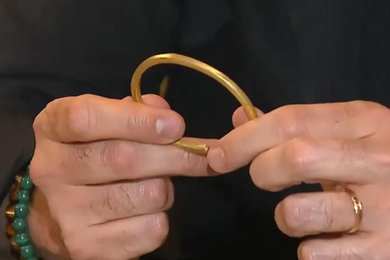 El regalo de Toni Espadas a Pancho Saavedra y Jorge Zabaleta