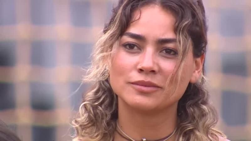 Camila mandó a Fran Maira a cumplir el rol de sirvienta