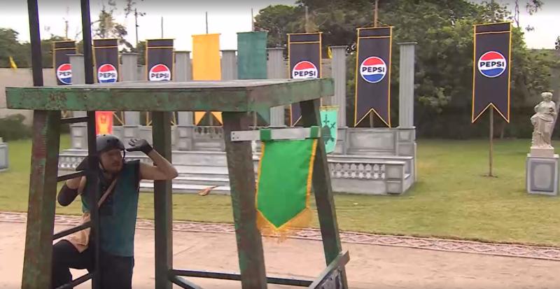 Poeta compitiendo en Ganar o Servir