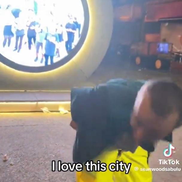 Suspenden portal que "unía" a Dublín y New York por comportamiento inapropiado