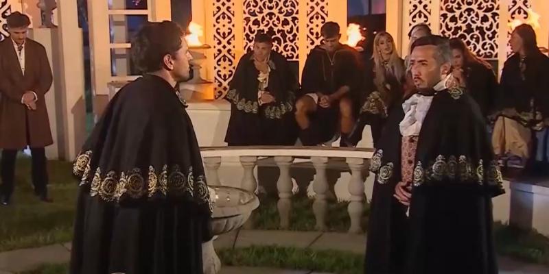 Poeta y Pangal en el círculo de fuego de Ganar o Servir