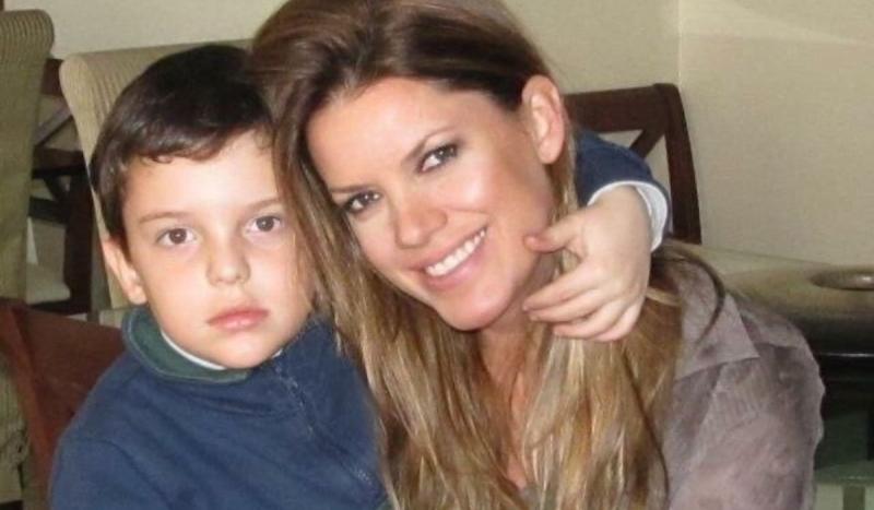 Yulissa del Pino en la actualidad junto a su hijo