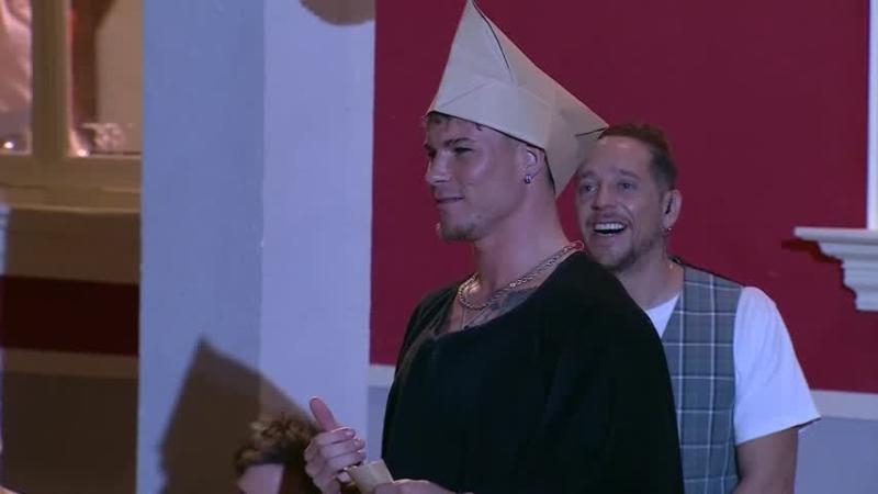 Rai y su hilarante piropo