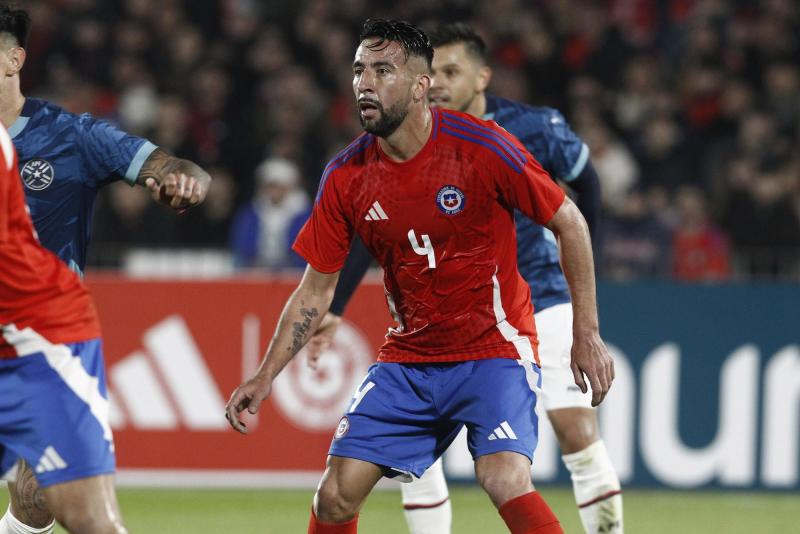 Hija de Karen Doggenweiler confesó su amor por Mauricio Isla.