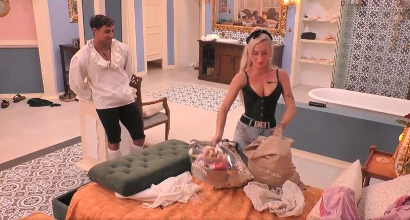 Austin ofrece ayuda a Fran Maira en Ganar o Servir