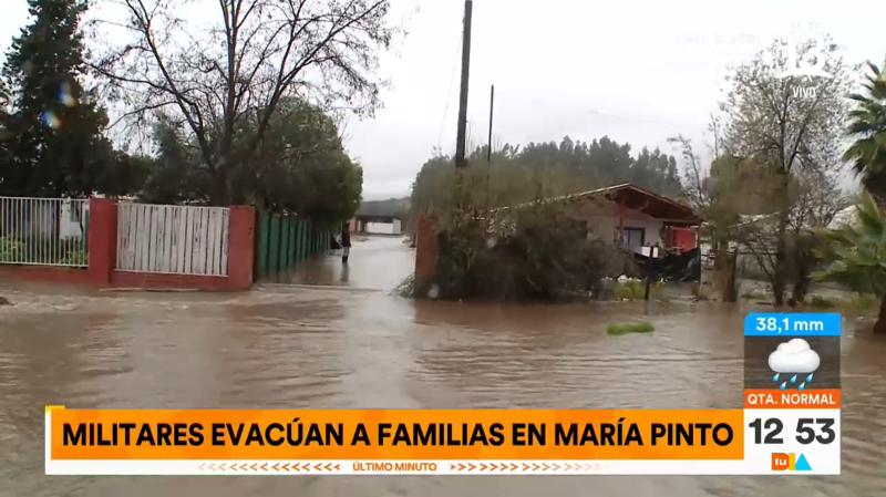 Vecinos de María Pinto preocupados por anegamientos