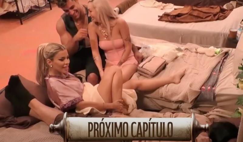 Facundo González y su fetiche con los pies de Oriana Marzoli
