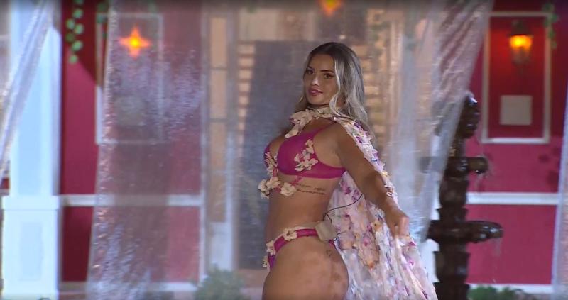 Faloon desfila en lencería en Ganar o Servir