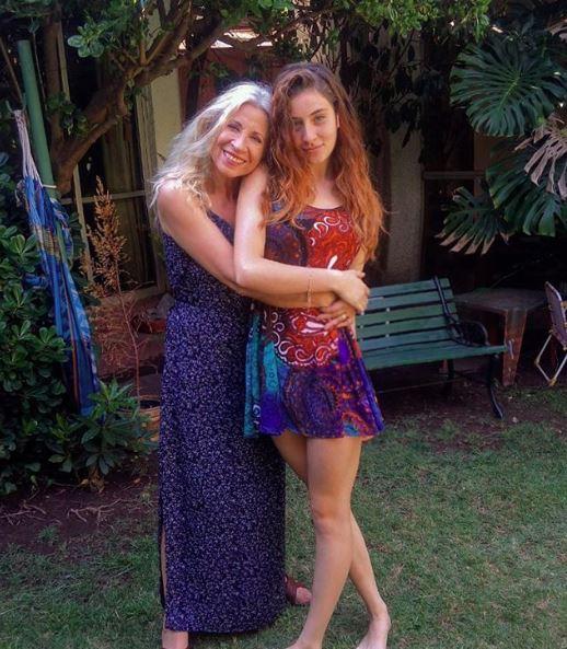 Loreto Valenzuela y su hija Luciana Ibáñez