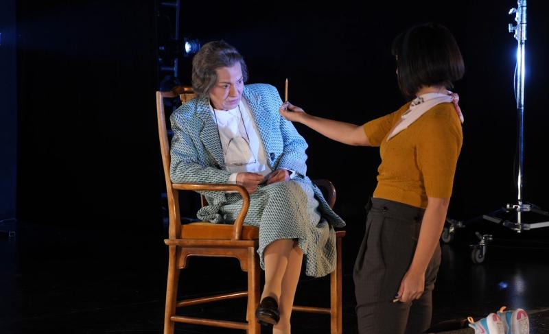 Gabriela Mistral es secuestrada: Vuelve la obra protagonizada por Solange Lackington