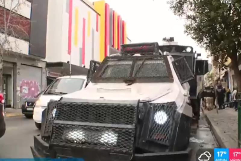 Vendedor ambulante amenaza a gerente de mall