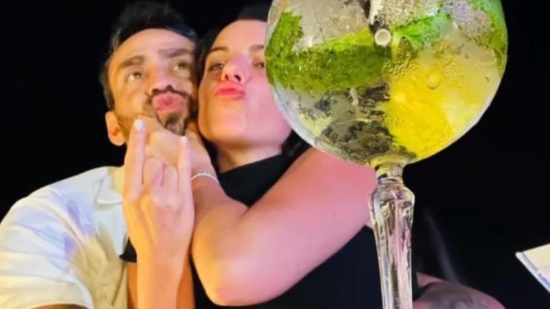 Jorge Valdivia junto a Maite Orsini.