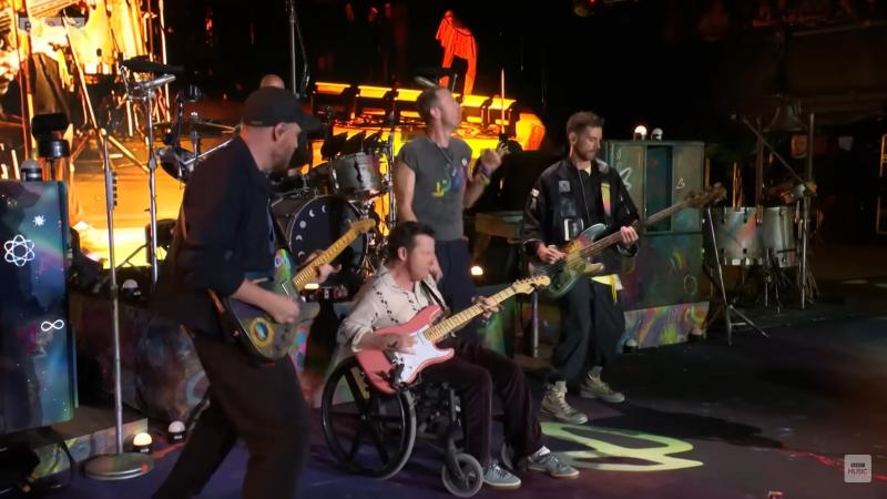 Michael J. Fox en el concierto de Coldplay