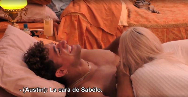 Austin se ríe de la cara de Sabélo en Ganar o Servir