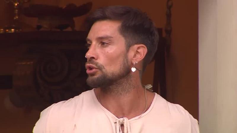 Camila Recabarren amenazó a Luis Mateucci.