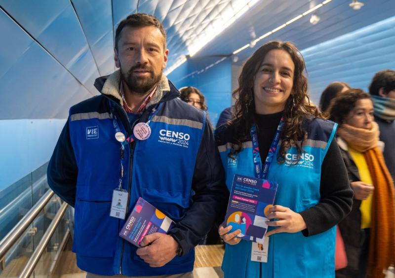 Censo en el Metro de Santiago - Créditos INE