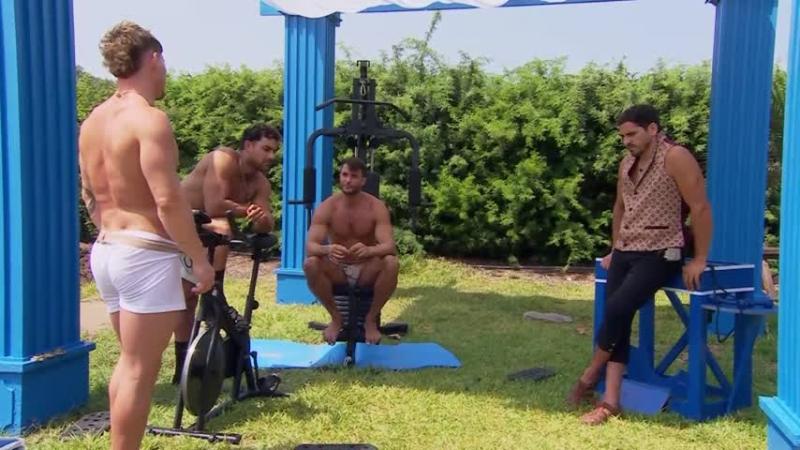 Fabio Agostini al momento de las disculpas