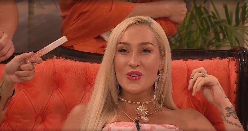 Fran Maira al escuchar lo que escribió Faloon en Ganar o Servir