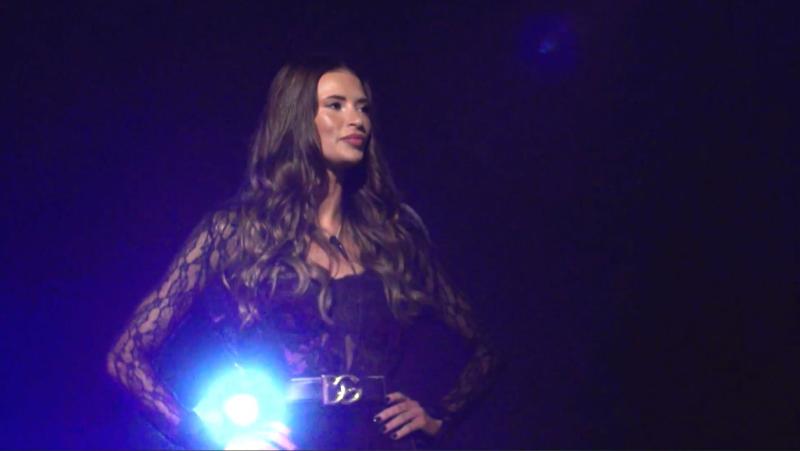 Julia Fernándes llegó a Ganar o Servir