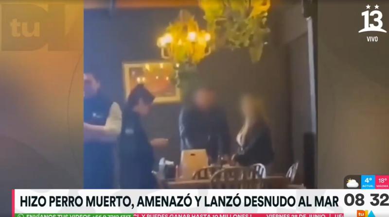Hizo perro muerto, amenazó a las personas y se lanzó desnudo al mar