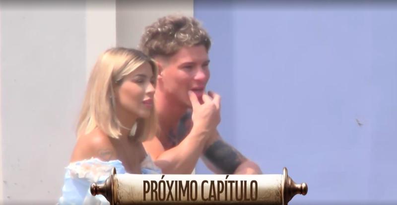 Rai y Oriana mirando a Gala en Ganar o Servir