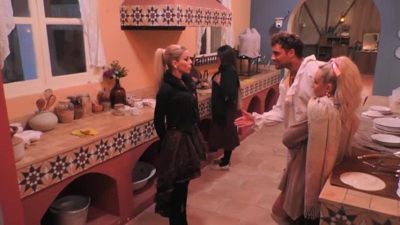 Austin apuesta con Oriana en Ganar o Servir.