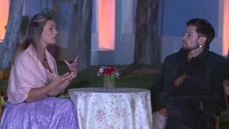 Faloon le cuenta a Luis en Ganar o Servir los feos momentos que Karol la hizo pasar