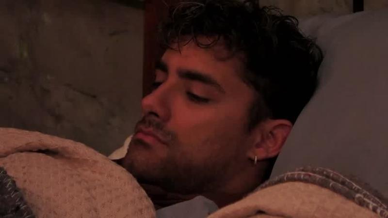 Austin reflexivo en Ganar o Servir.