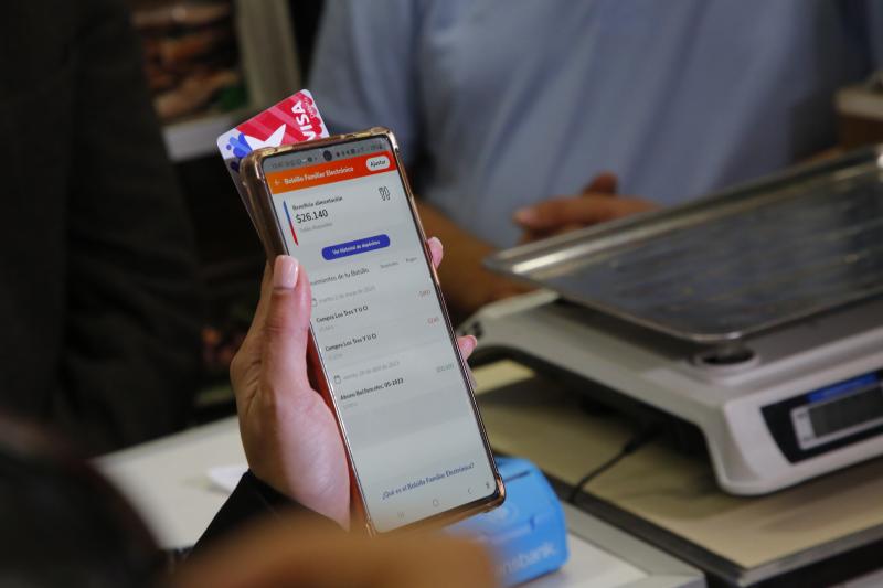 Bolsillo Familiar Electrónico - Créditos Aton