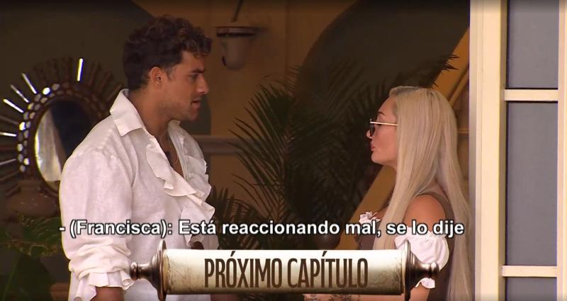 Fran le cuenta a Austin que Oriana se enojó con ella en Ganar o Servir