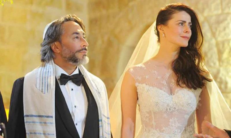 Tonka Tomicic junto a Marco Antonio López, también conocido como Parived.