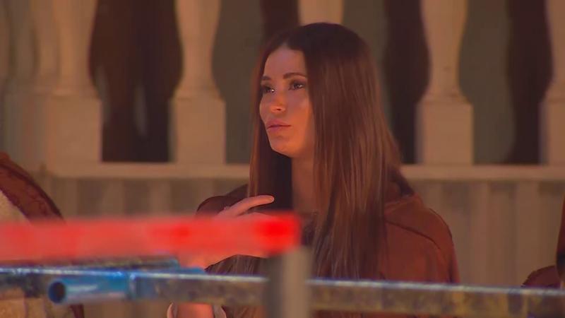 Julia quiere abandonar Ganar o Servir