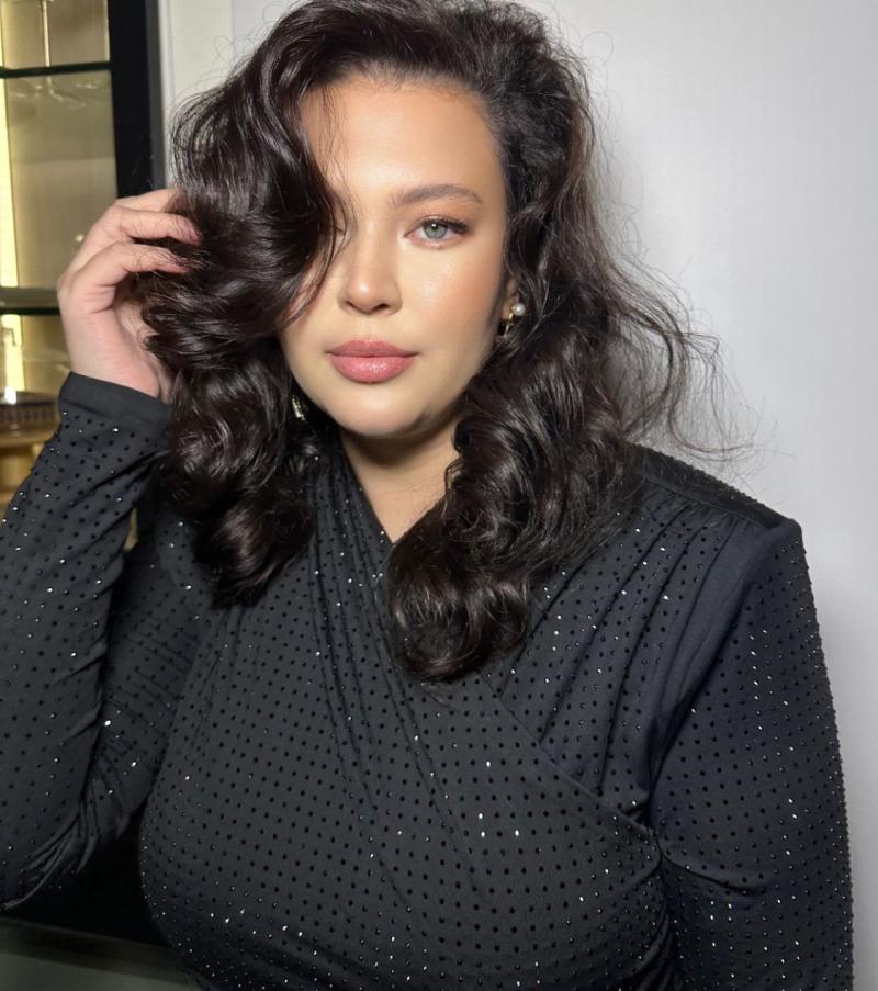 Michelle Carvalho - Instagram