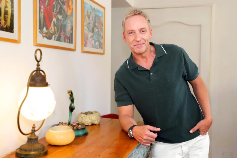 El programa "De Tú a Tú" es conducido por Martín Cárcamo