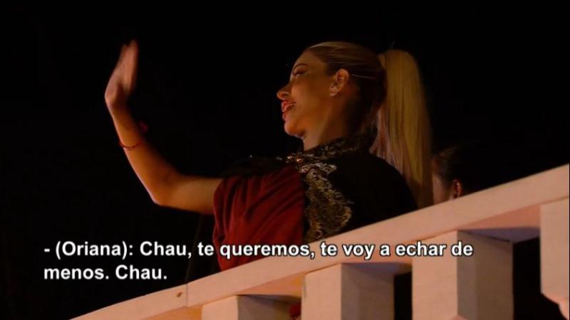 Oriana feliz despidiéndose de Blue Mary cuando la eliminaron