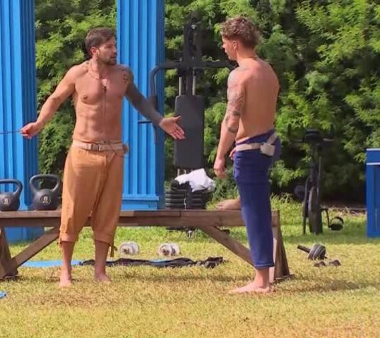 Raimundo y Mateucci - Ganar o Servir