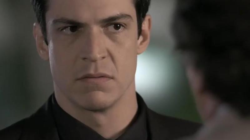 La historia de amor de Mateus Solano, Félix en "Rastros de Mentiras" - Créditos captura Canal 13