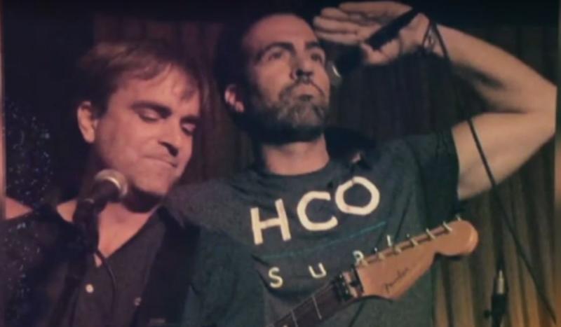 Luciano Cruz-Coke y Felipe Viel junto a 'Bohemia'.