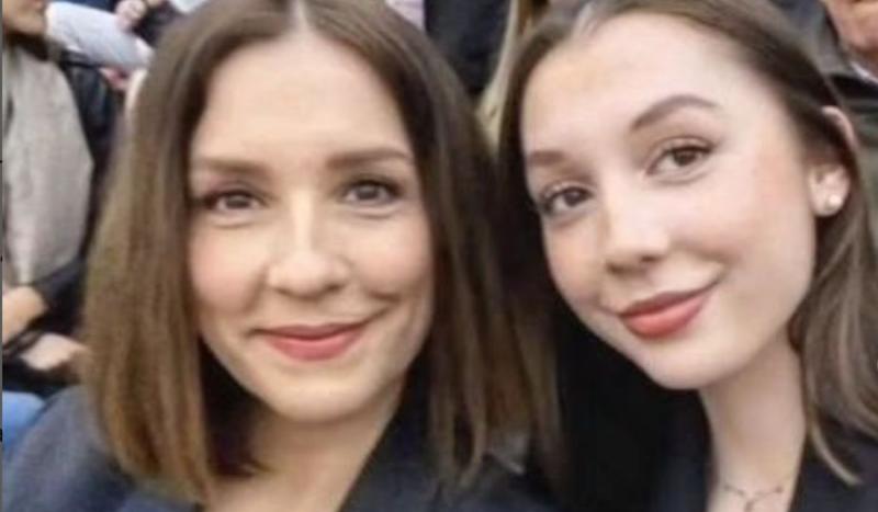 Mariana Loyola y su hija Olivia Henríquez