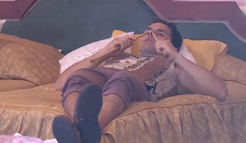 Pangal Andrade se mete un palo en la nariz en Ganar o Servir