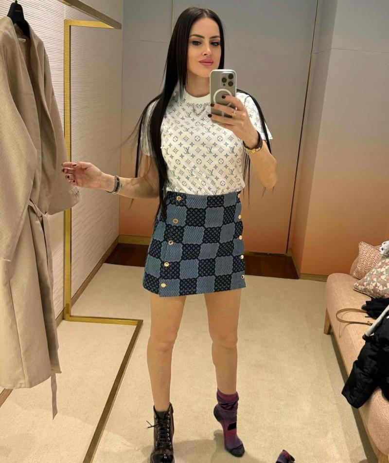 Adriana Barrientos - Instagram