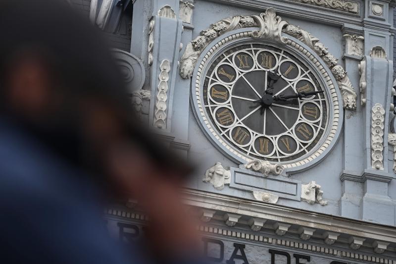 Falta muy poco: ¿Cuándo es el próximo cambio de hora en Chile? - Créditos Aton Chile