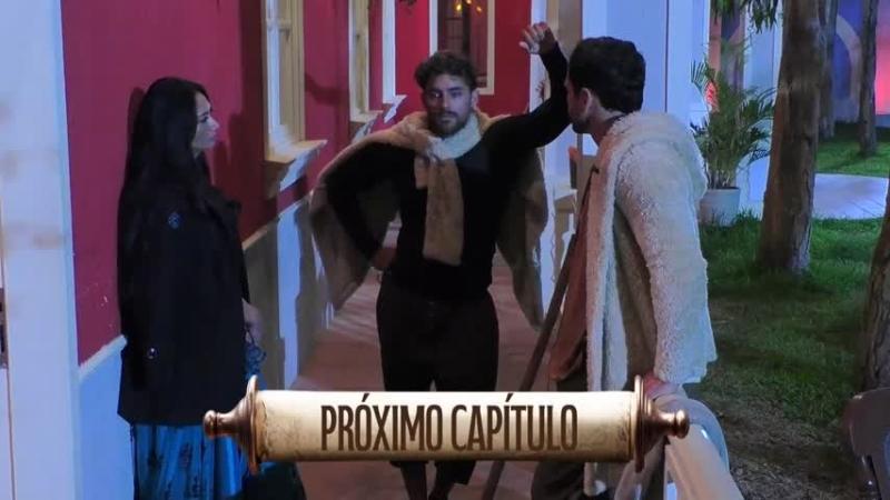 El diálogo entre Austin, Pamela y Pangal.