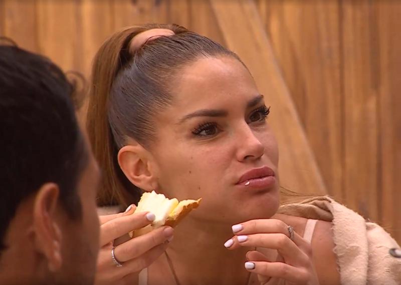 Gala Caldirola quedó impactada tras enterarse de que Facundo González protagonizó películas eróticas.